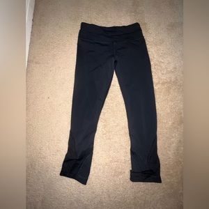 BLACK LULULEMON LEGGINGS